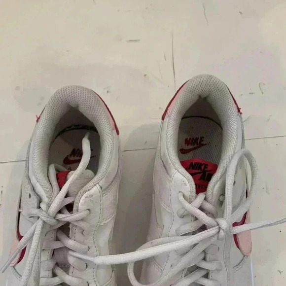 Nike Air Force shoes - Picture 3 of 3